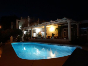 Отель Hostal Residencial La Paloma  Кальпе